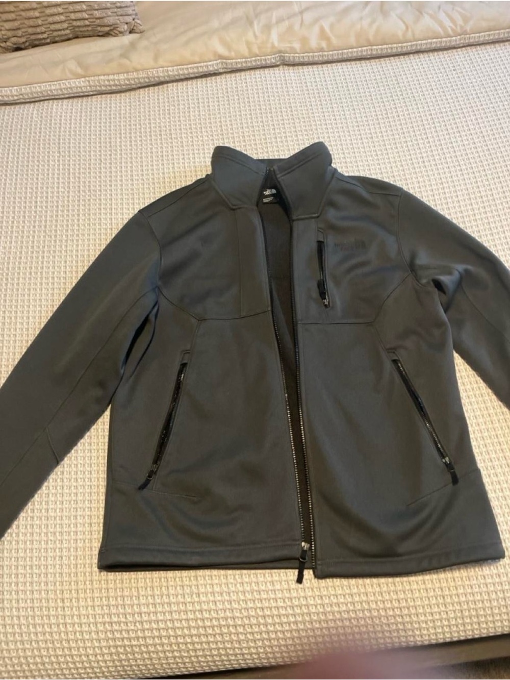 The North Face Men's Dark Gray Softshell Performance Jacket